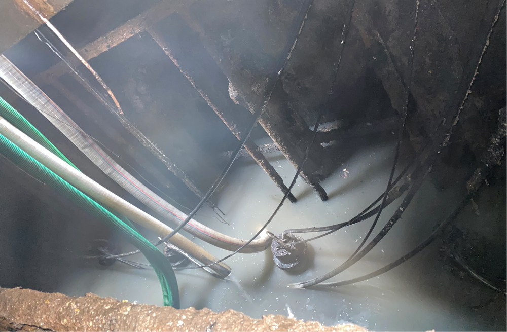 272崇明商城污水池清运