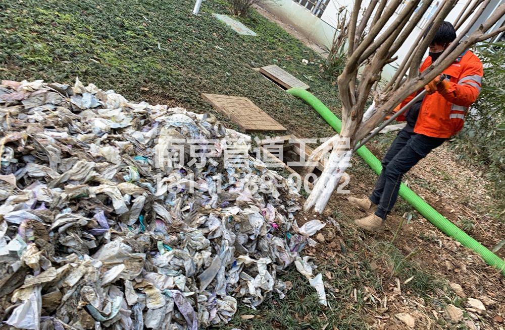 315崇明化粪池垃圾清理